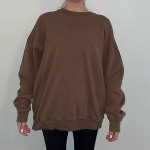 Brandy Melville Oversized Crew Sweatshirt With Pockets!